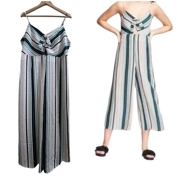 Xhiliration Striped Sleeveless Keyhole Front Cropped Jumpsuit Junior Size XL - Picture 1 of 14